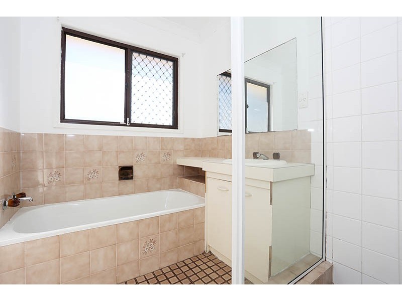 19 LOVE, Crestmead QLD 4132