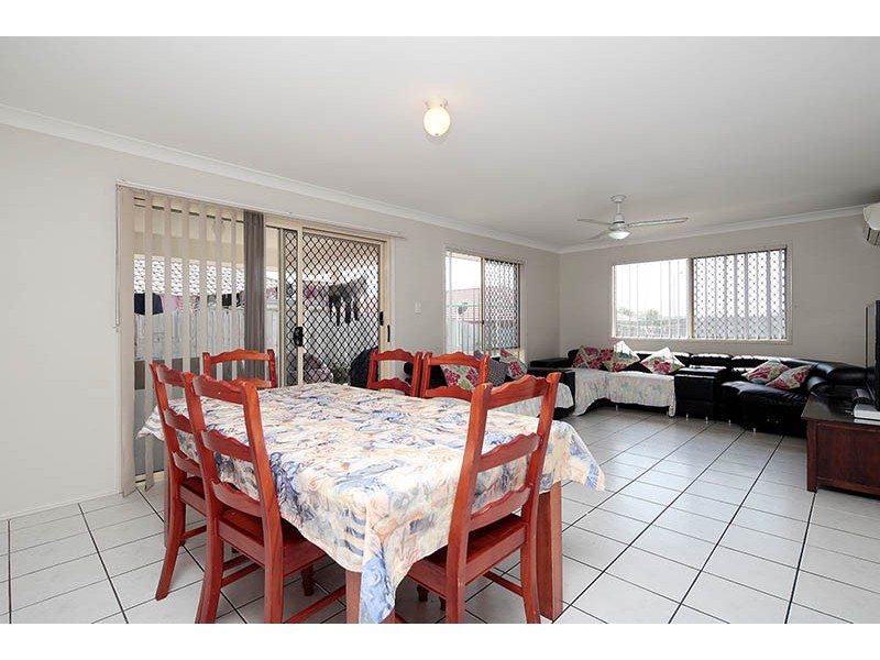 31 JULIE ST, Crestmead QLD 4132