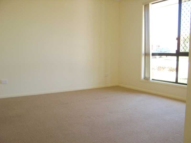 12 Ninderry Street, North Lakes QLD 4509