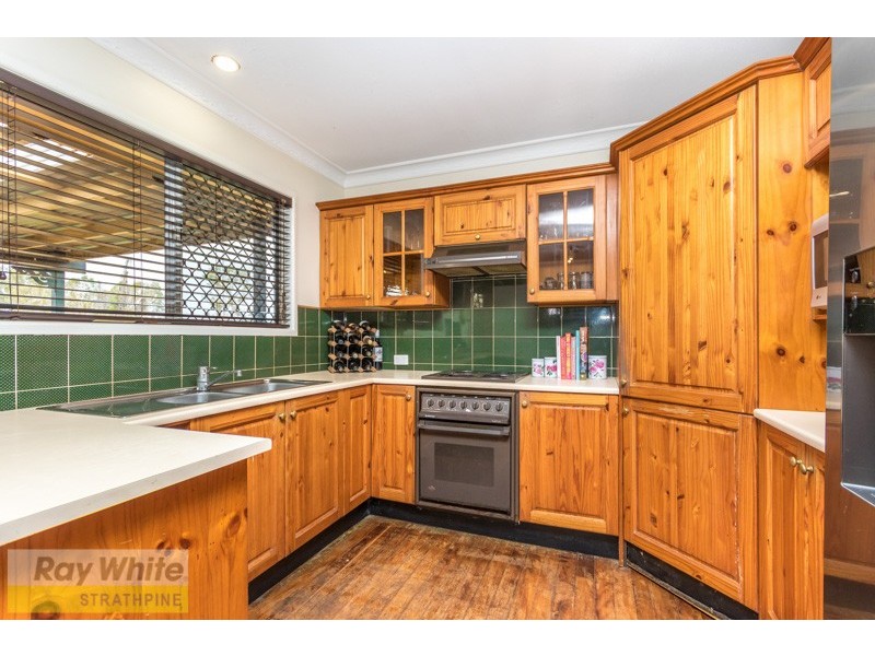 122 Peter Street, Strathpine QLD 4500