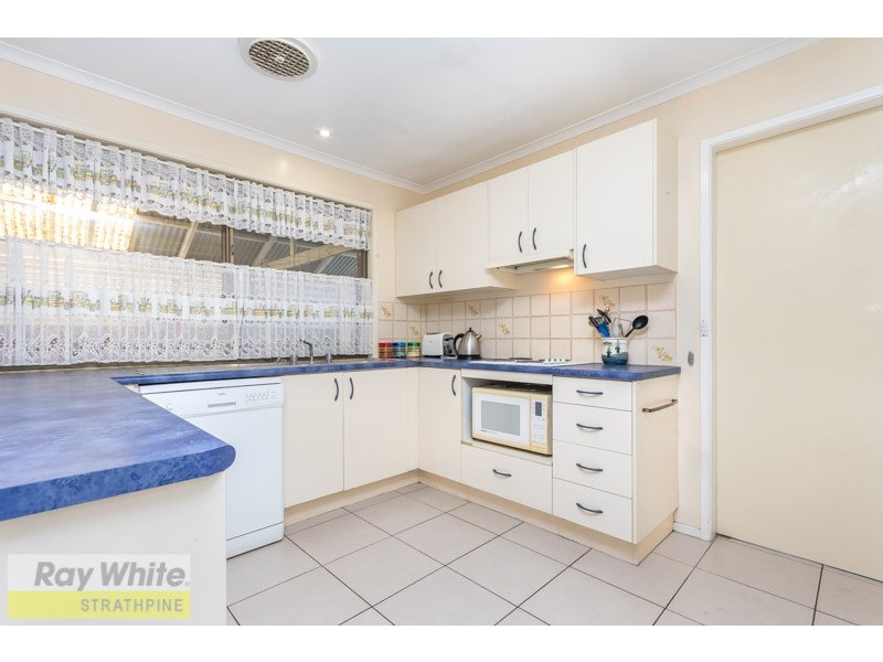 24 Macquarie Drive, Petrie QLD 4502