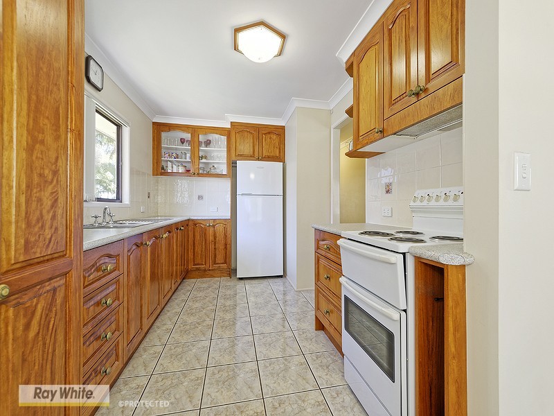 98 Peter Street, Strathpine QLD 4500