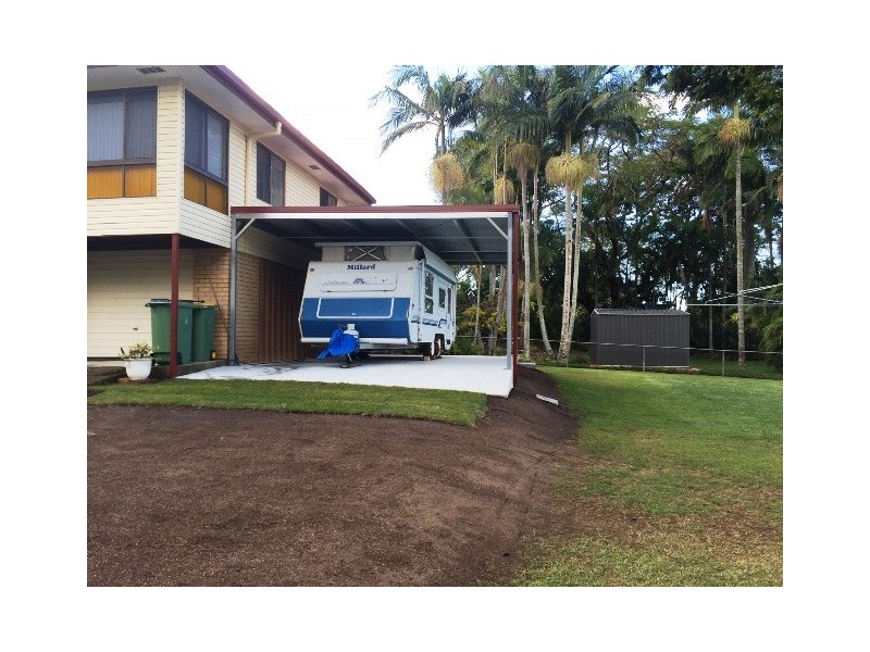 98 Peter Street, Strathpine QLD 4500