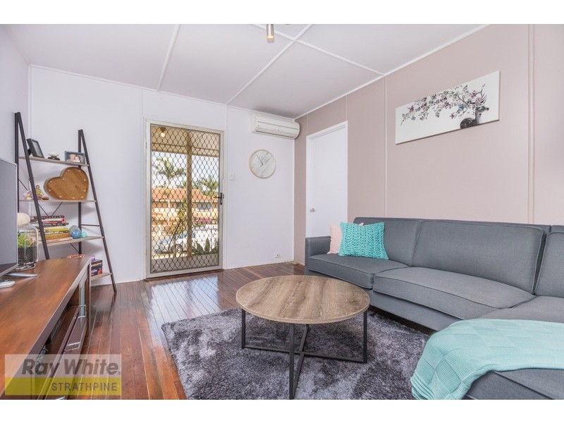 11 Peter Street, Strathpine QLD 4500