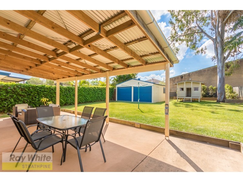 11 Peter Street, Strathpine QLD 4500