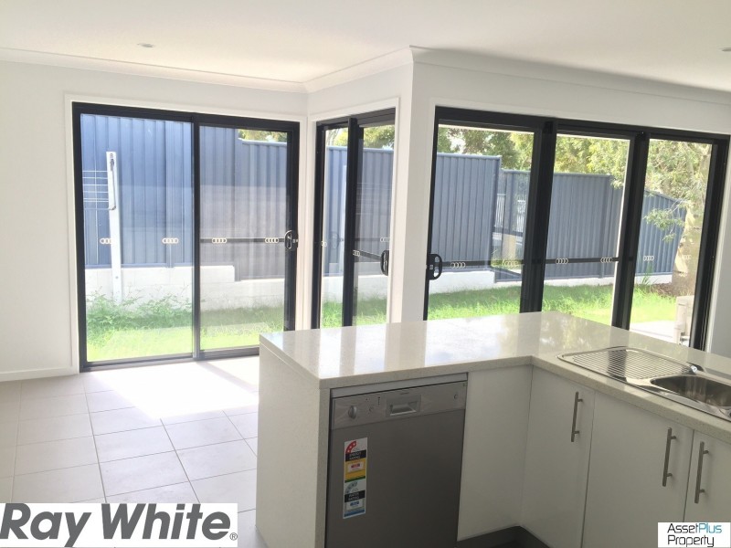 7 Neilson Street, Lawnton QLD 4501