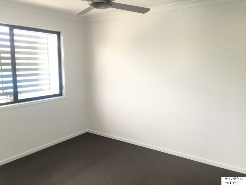 7 Neilson Street, Lawnton QLD 4501