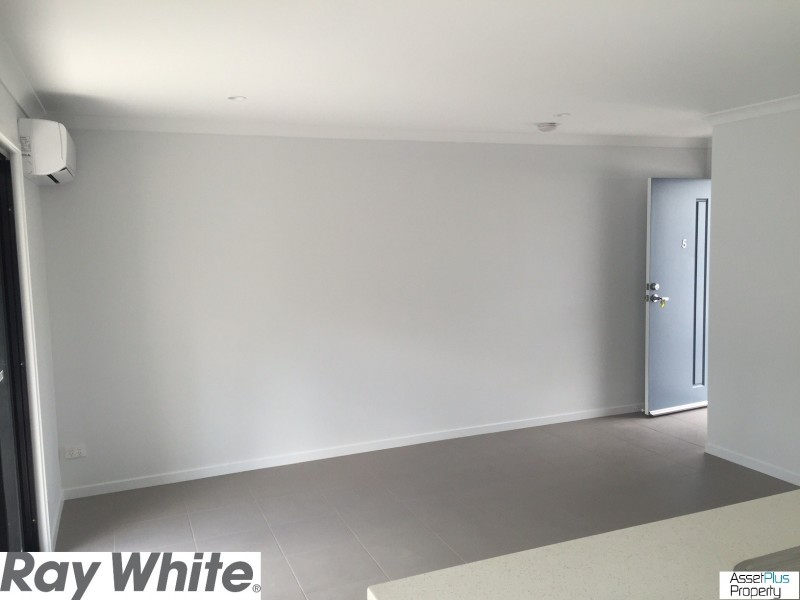 7 Neilson Street, Lawnton QLD 4501