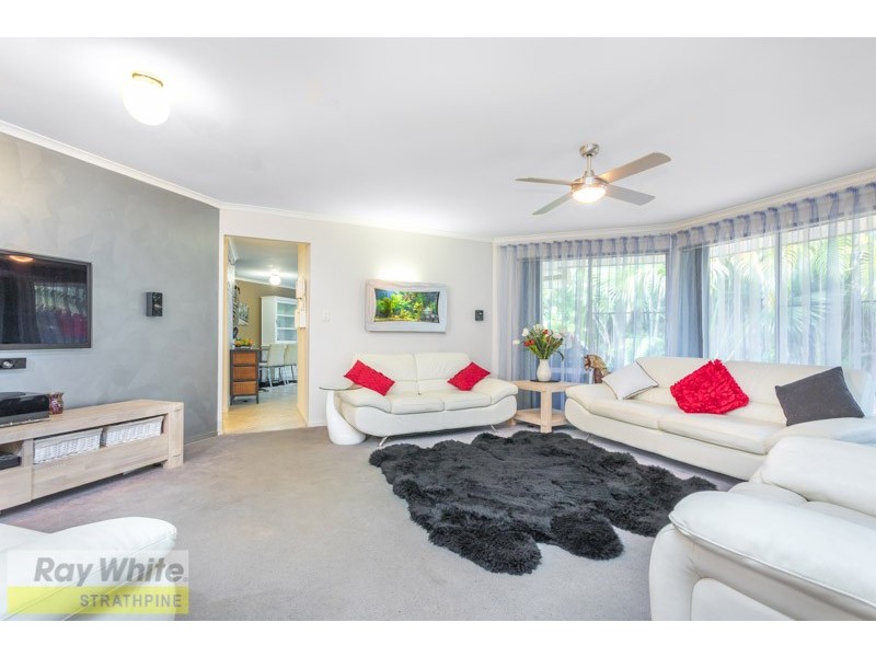 19 Paramount Drive, Warner QLD 4500