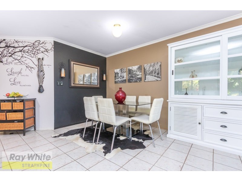 19 Paramount Drive, Warner QLD 4500