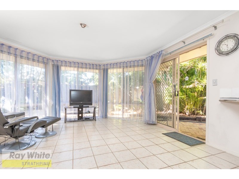 19 Paramount Drive, Warner QLD 4500