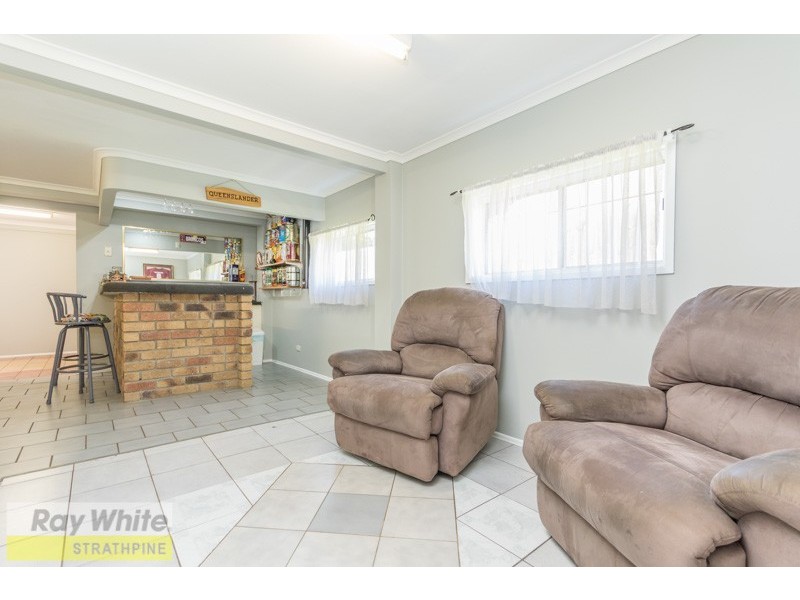 10 Calala Drive, Strathpine QLD 4500