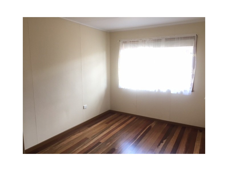 31 Cahill Street, Strathpine QLD 4500