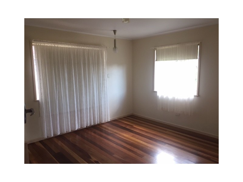 31 Cahill Street, Strathpine QLD 4500