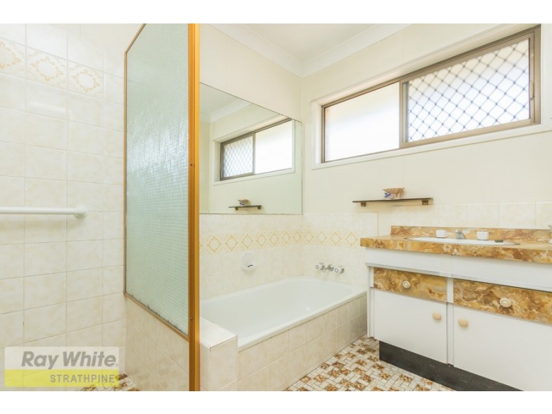 6 Jilloong Street, Strathpine QLD 4500