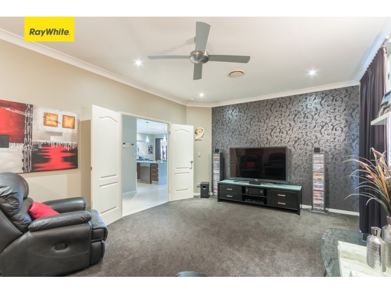 25 Buckingham Street, Strathpine QLD 4500