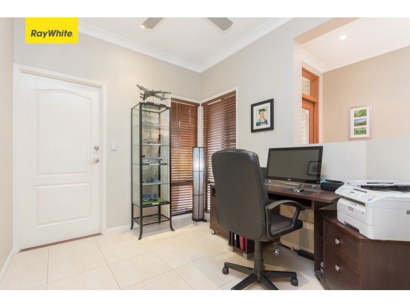 25 Buckingham Street, Strathpine QLD 4500