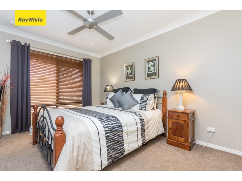 25 Buckingham Street, Strathpine QLD 4500