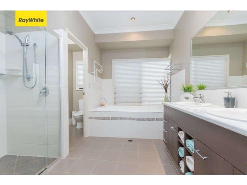 25 Buckingham Street, Strathpine QLD 4500