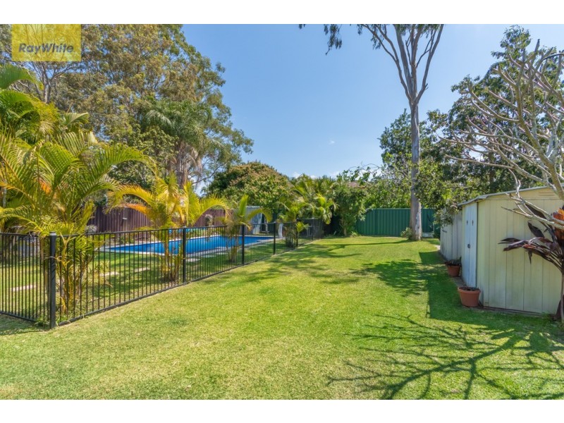 20 Chaucer Parade, Strathpine QLD 4500