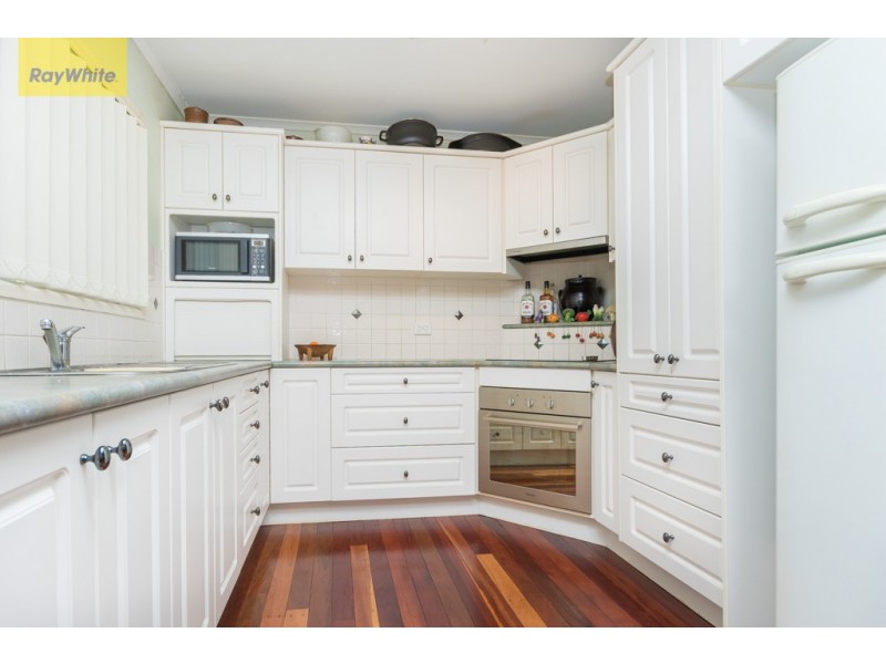 20 Chaucer Parade, Strathpine QLD 4500