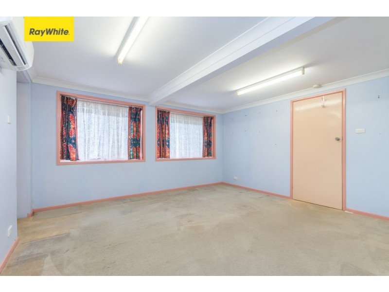 8 Chaucer Parade, Strathpine QLD 4500