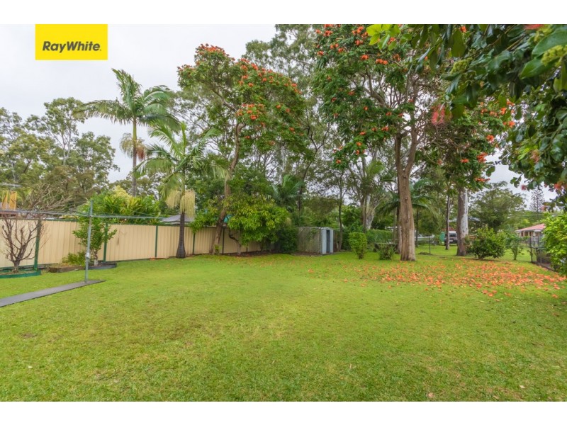 8 Chaucer Parade, Strathpine QLD 4500