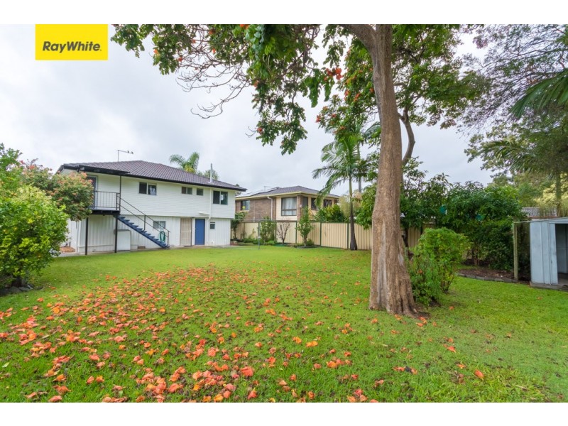 8 Chaucer Parade, Strathpine QLD 4500