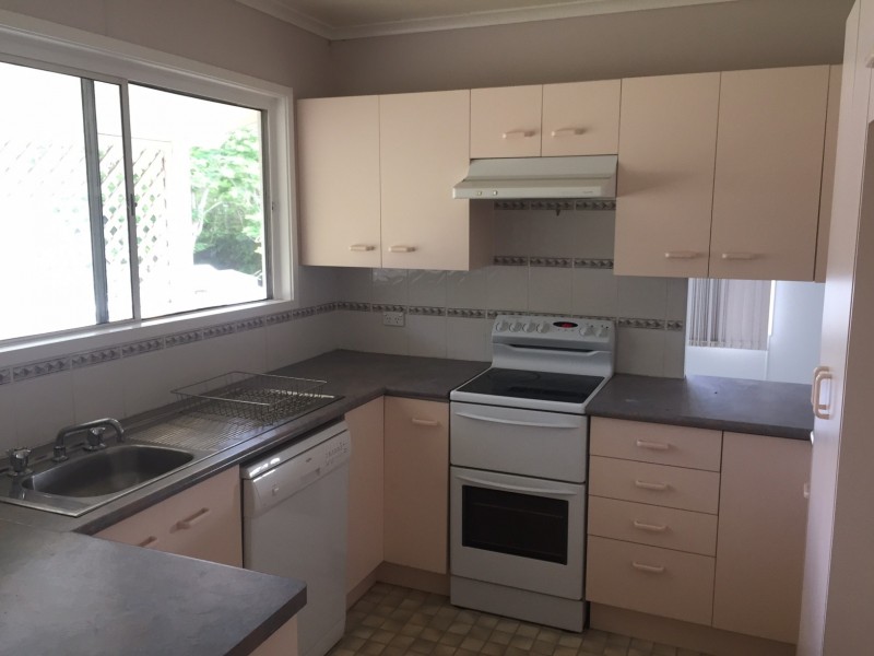 7 Joora Street, Petrie QLD 4502