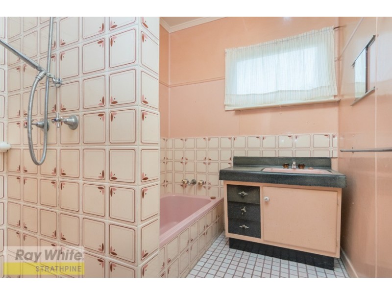 21 Reid Street, Petrie QLD 4502