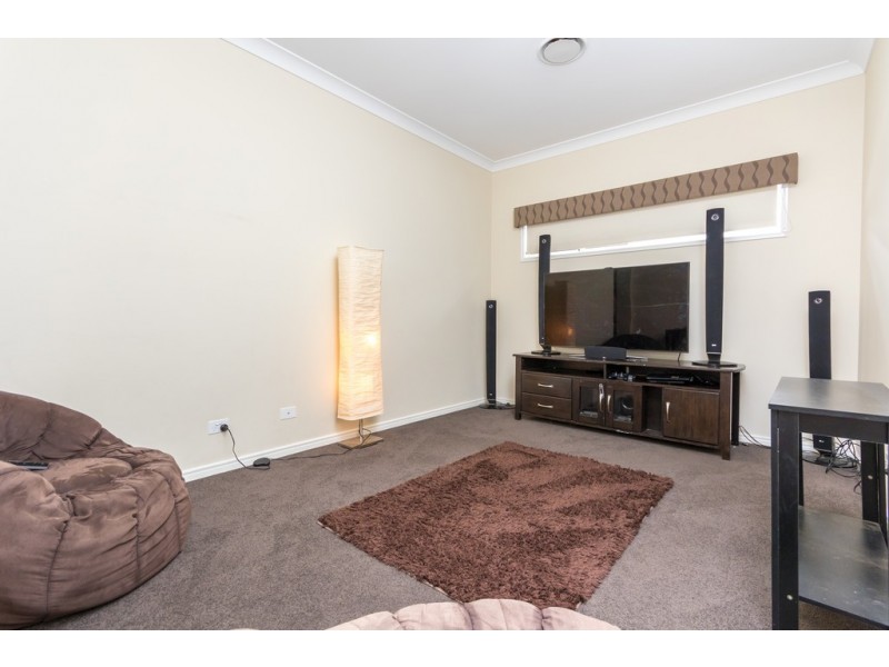 72 Samsonvale Road, Strathpine QLD 4500