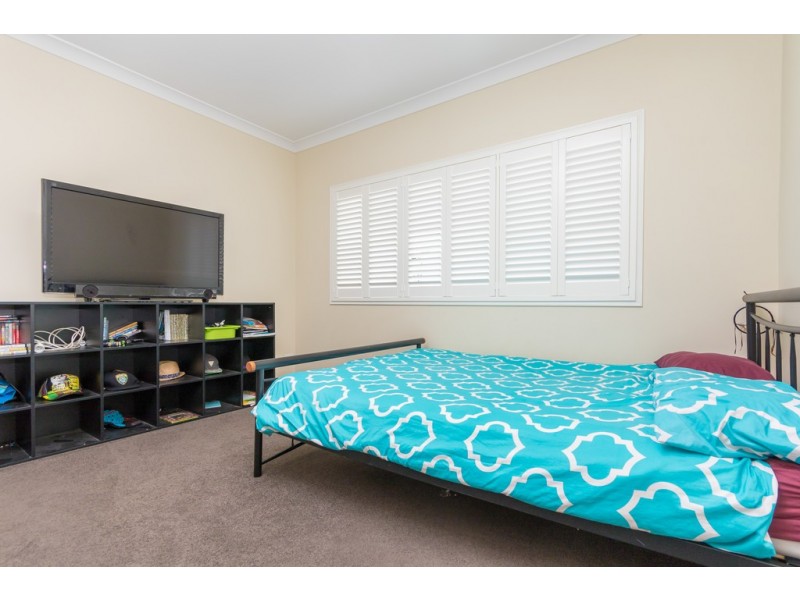 72 Samsonvale Road, Strathpine QLD 4500
