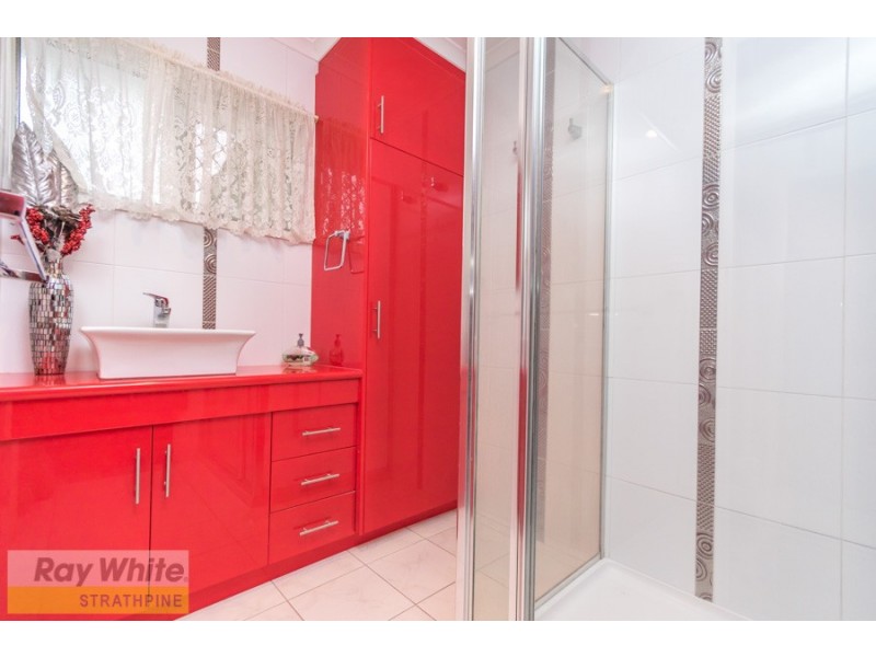 73 Grahams Road, Strathpine QLD 4500
