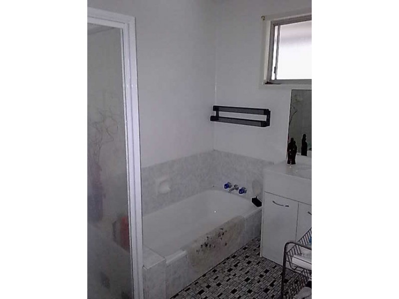 11 Jilloong Street, Strathpine QLD 4500