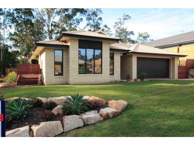 33 Bella Street, Cashmere QLD 4500