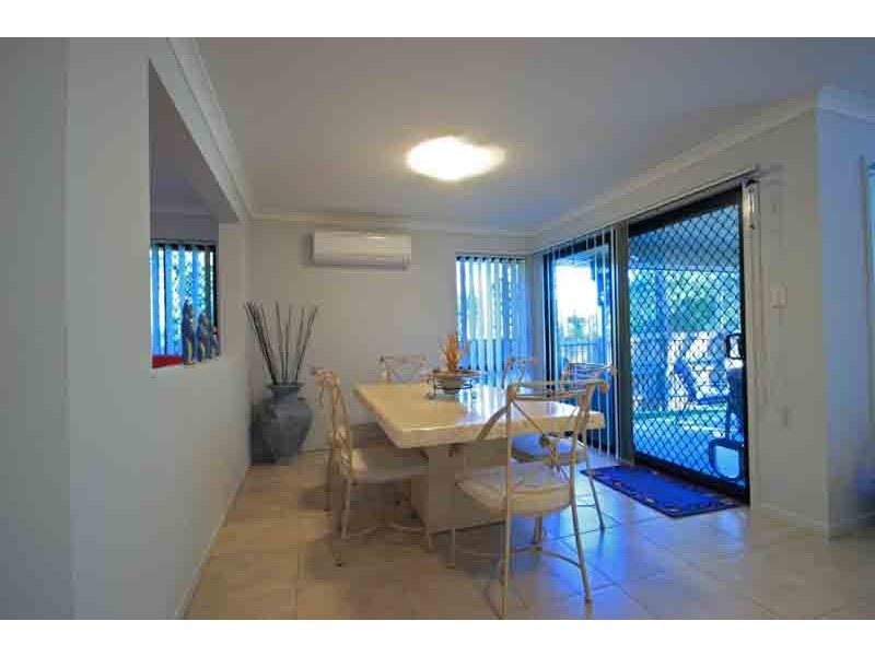 33 Bella Street, Cashmere QLD 4500