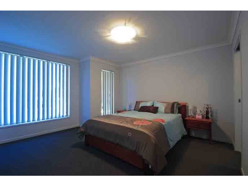 33 Bella Street, Cashmere QLD 4500