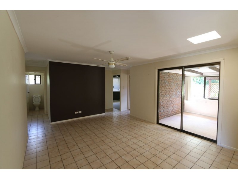 7 Toulouse Avenue, Petrie QLD 4502