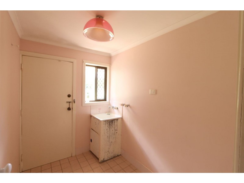 7 Toulouse Avenue, Petrie QLD 4502