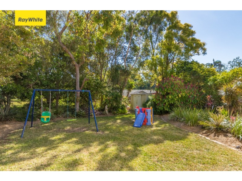 25 Pinelands Street, Lawnton QLD 4501