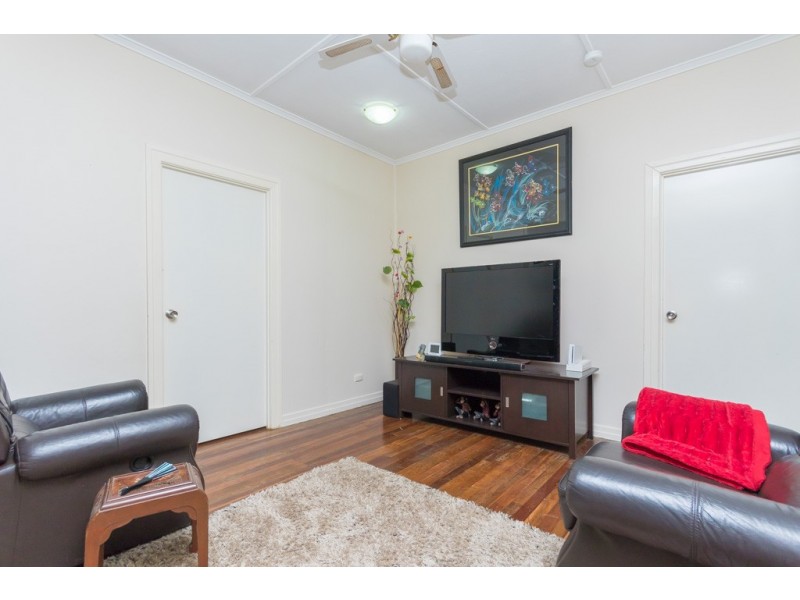 39 Young Street, Petrie QLD 4502