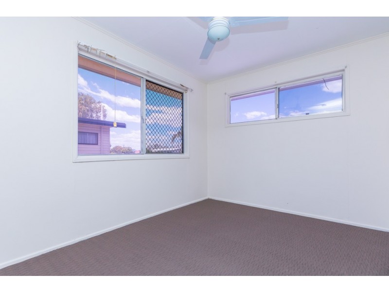 10 Palmer Pde, Strathpine QLD 4500