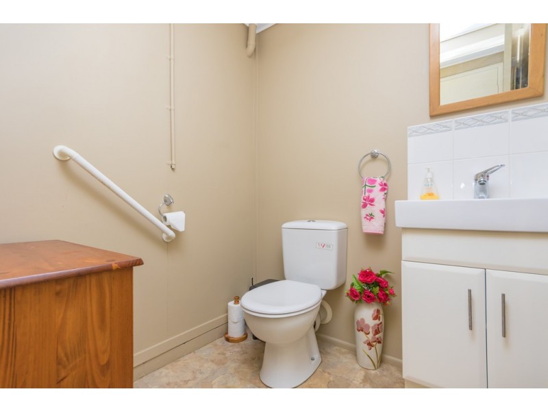 105 Shakespeare Parade, Strathpine QLD 4500