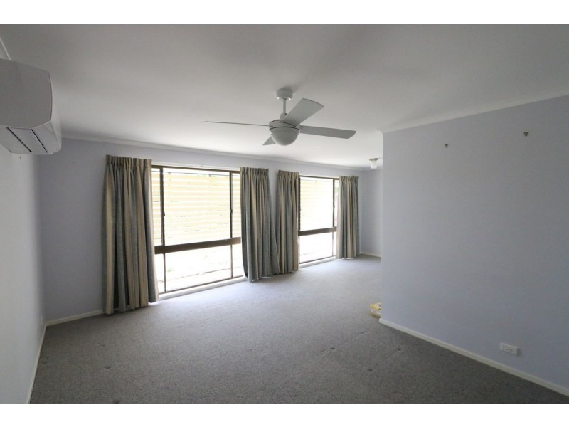 6 Livingstone Street, Strathpine QLD 4500