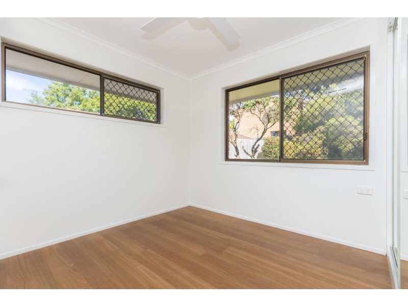 7 St Quentin Road, Petrie QLD 4502