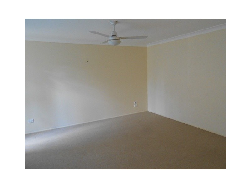 10 Valmadre Court, Petrie QLD 4502