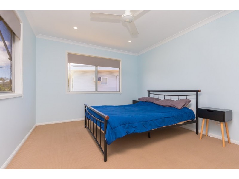 9 Chaucer Parade, Strathpine QLD 4500