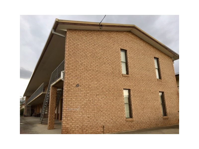 1/9 Slater Avenue, Lawnton QLD 4501