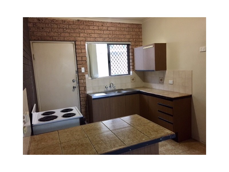 1/9 Slater Avenue, Lawnton QLD 4501