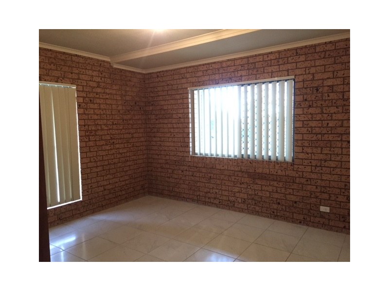 1/9 Slater Avenue, Lawnton QLD 4501